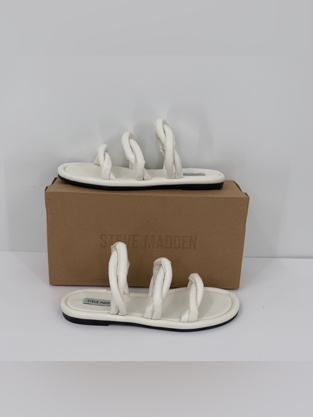 Steve Madden Tangil slide flat sandal triple strap twisted puffed white new 7.5